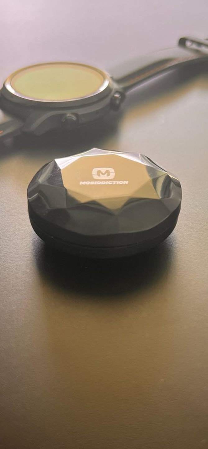 Mobiddiction BLE Beacons for location smart notifications